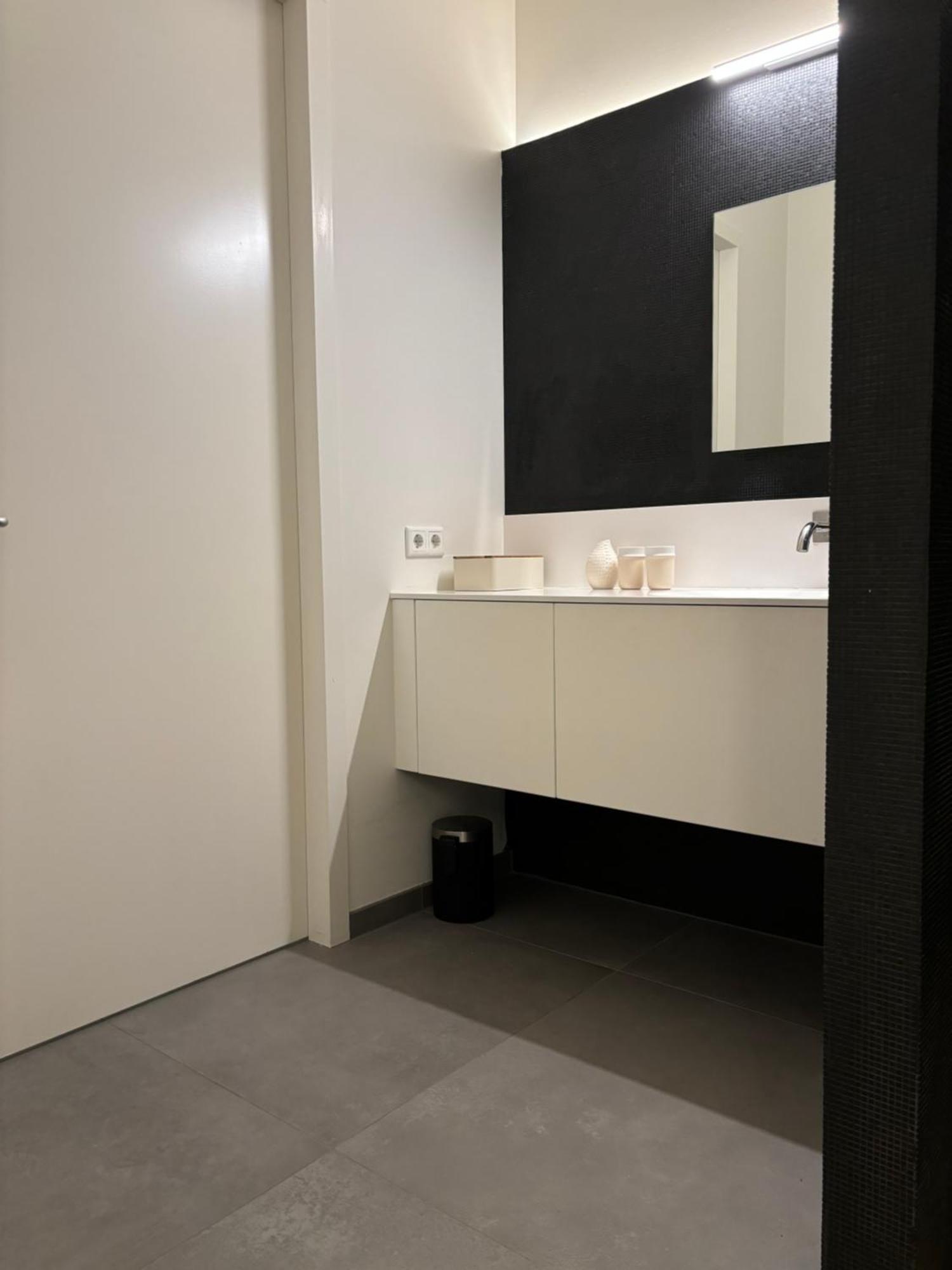 Appartement Bardot, Luxury With Swimming Pool And Sauna Near The In Badhuis Cadzand