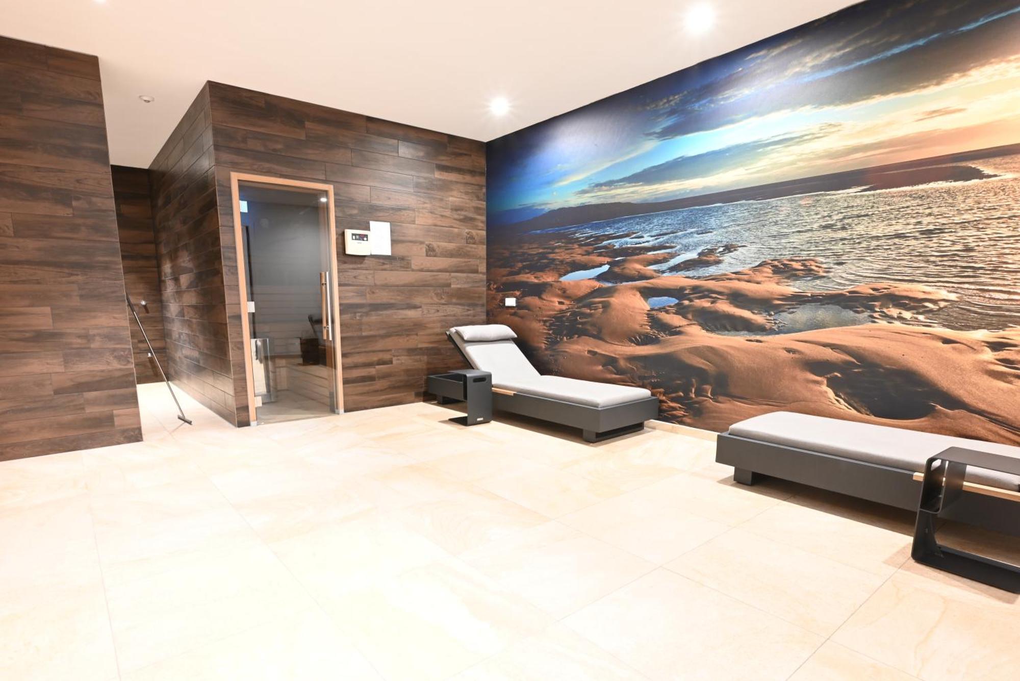 Bardot, Luxury With Swimming Pool And Sauna Near The In Badhuis Appartement *