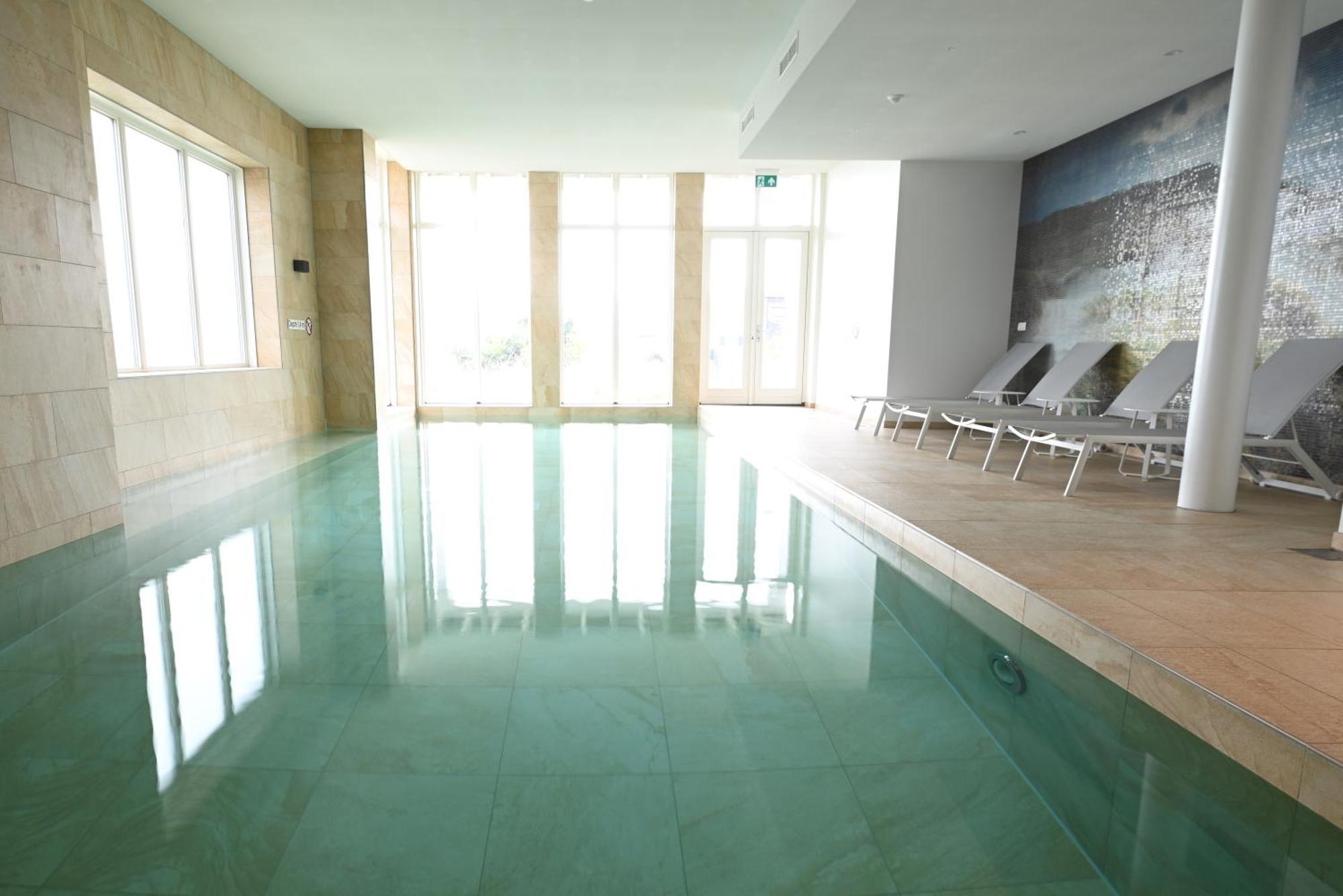 Bardot, Luxury With Swimming Pool And Sauna Near The In Badhuis Appartement